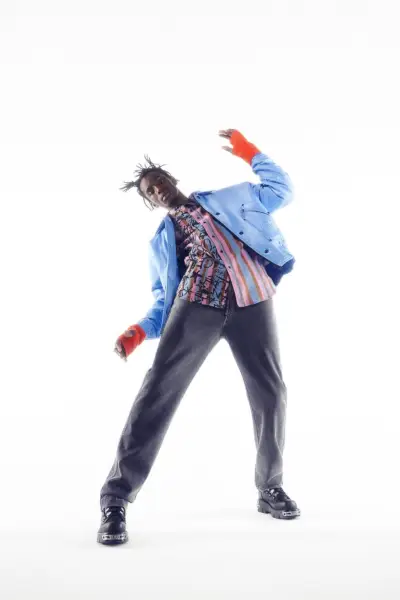 ヴェルサーチ ジーンズ クチュール 2023 年秋冬コレクション メンズ 008