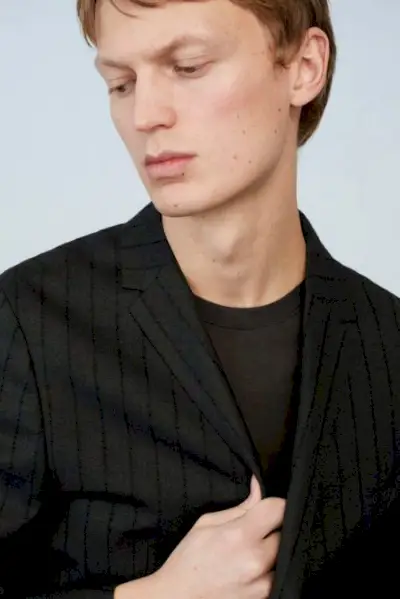 COS vårsommer 2021 herrekolleksjon Lookbook 015