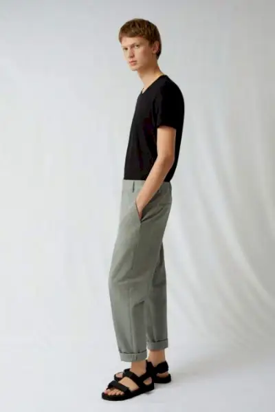 COS vårsommer 2021 herrekolleksjon Lookbook 004