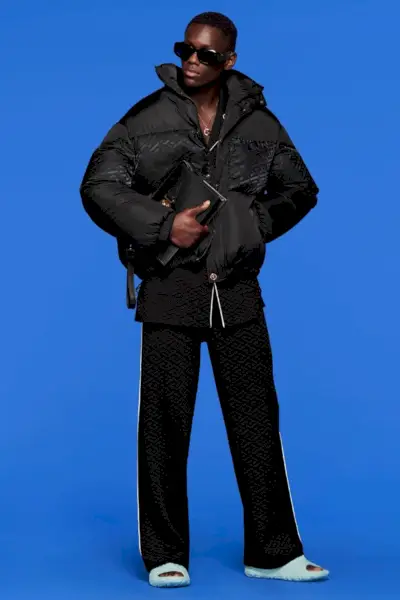 Lookbook kolekcji męskiej Versace Pre Fall 2022 016