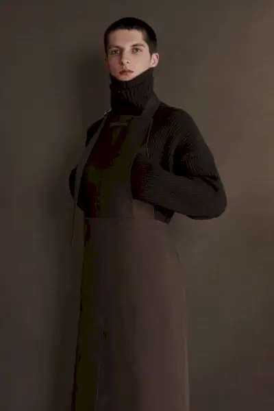 파리 유니폼 가을 겨울 2023 룩북 004