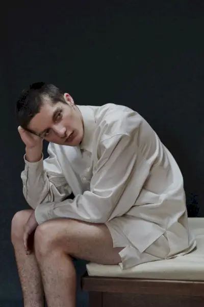 파리 유니폼 가을 겨울 2023 룩북 005