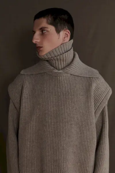 파리 유니폼 가을 겨울 2023 룩북 006