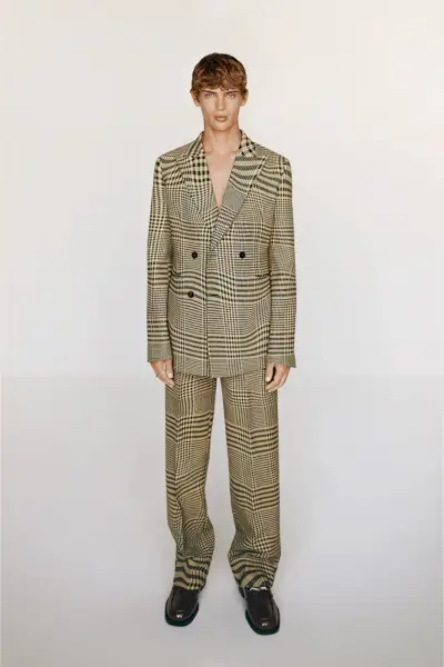 Burberry Resort 2024 Collection Men 003