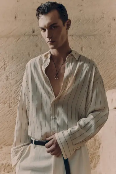 Magia monocromática: Zara Linen cobra protagonismo