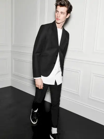 新しいプロポーション: ロビー・ビーサー モデル Le 31