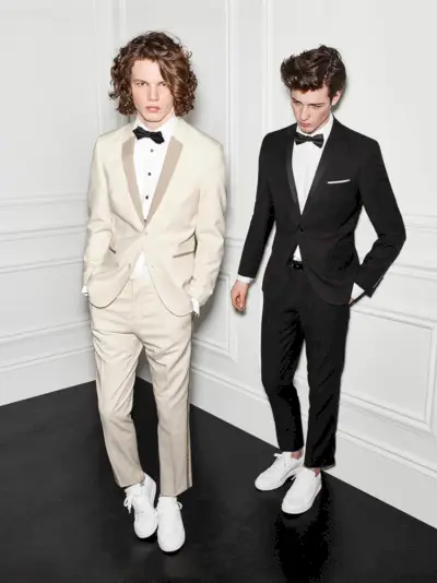 シモンズがモダンなプロムスタイルでインスピレーションを与える