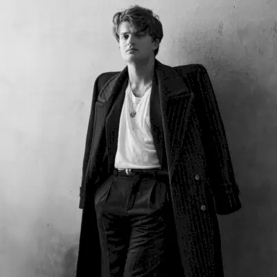 Joe Keery Servizio fotografico WWD 2023 003