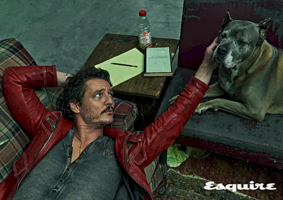 Sesión de fotos de Pedro Pascal 2023 Esquire Dolce Gabbana