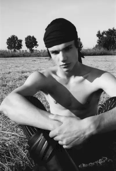 フェルナンド リンデス 2019 H マガジン 011