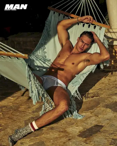 Alessio Pozzi Elia Cometti 2022 Homem Sobre a Cidade 009