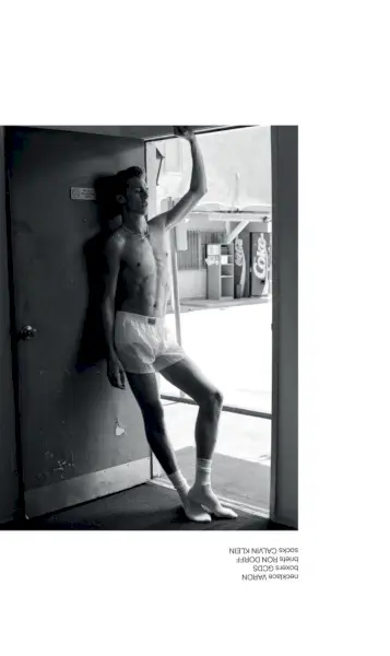 Lucky Blue Smith 2021 Openbare mannen 004