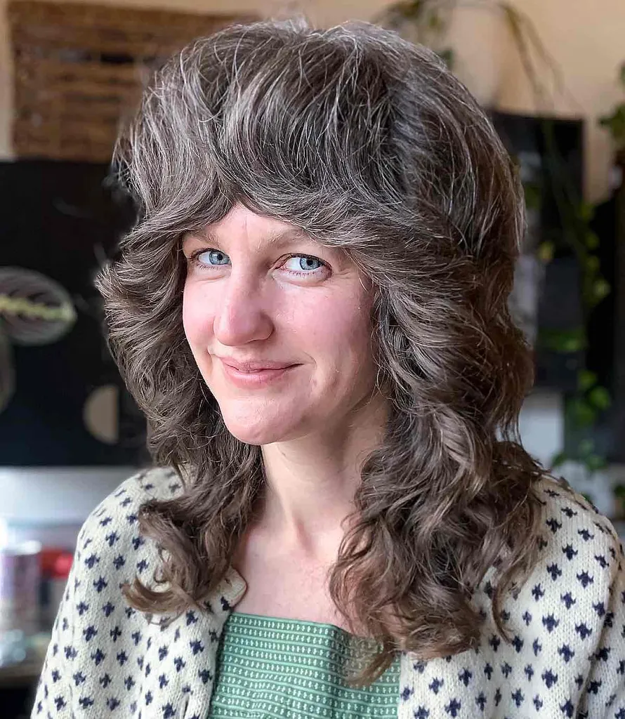 pluizige shag met dikke pony' title=