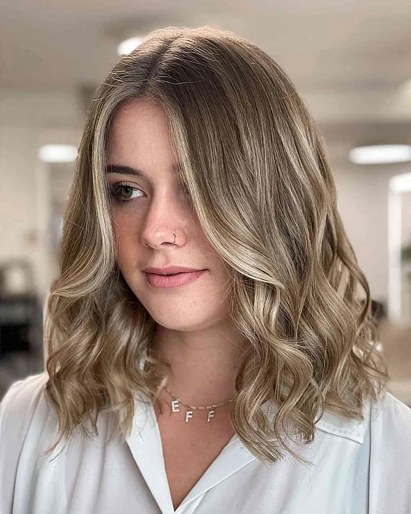 Sunkissed Beachy Waves Bronde' title=