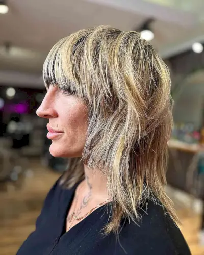 Mid-Length Choppy Crop with Highlights