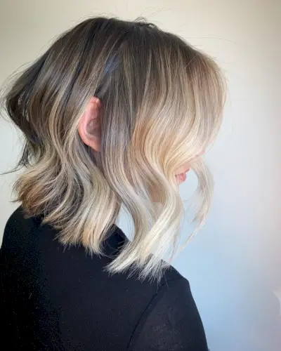 Medium a-line lob for coarse hair