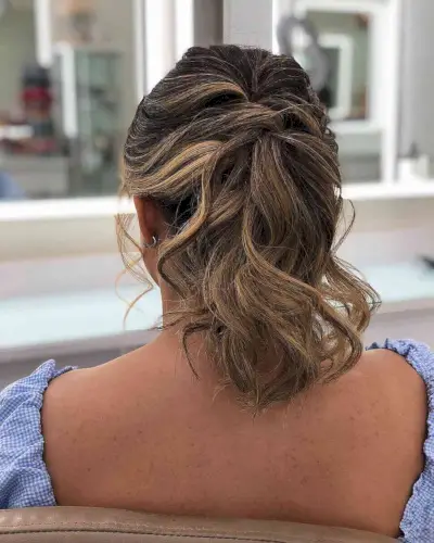 Shorter ponytail for shoulder-length hairstyles