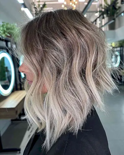 Nicely Angled Bob Shoulder Lengths