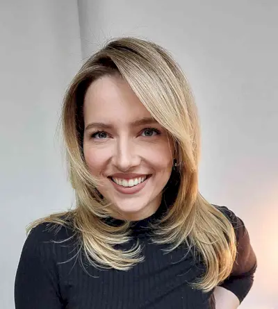 Side-Parted and Front Layered Straight Cut for Medium-Length Hair