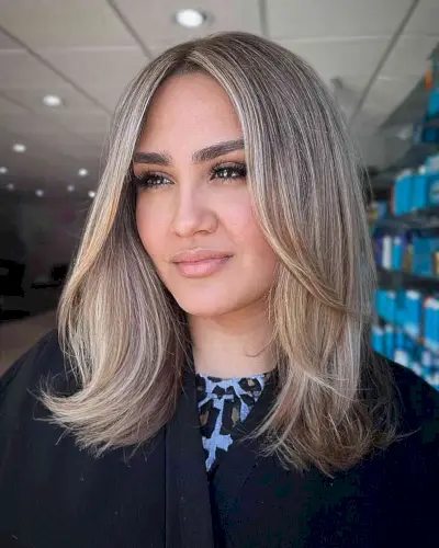 Blonde Balayage on Medium Straight Hair for ladies in their 30s