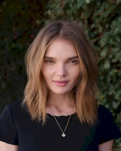 Collarbone-Length Shag