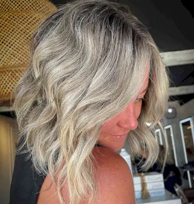 Beachy Angled Lob with Waves for Medium-Length Hair
