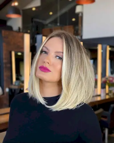 Shoulder-Length Haircut for Women Over 30