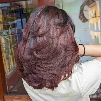 Gorgeous Medium Haircut with Stacked Layers