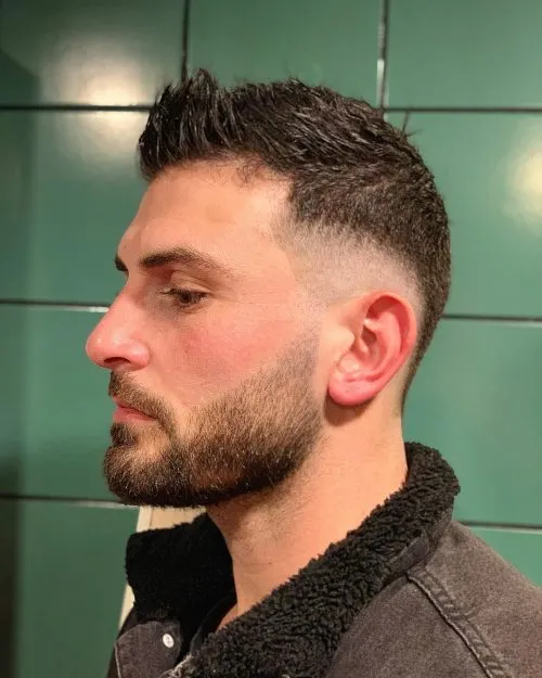 クルーカット' title=