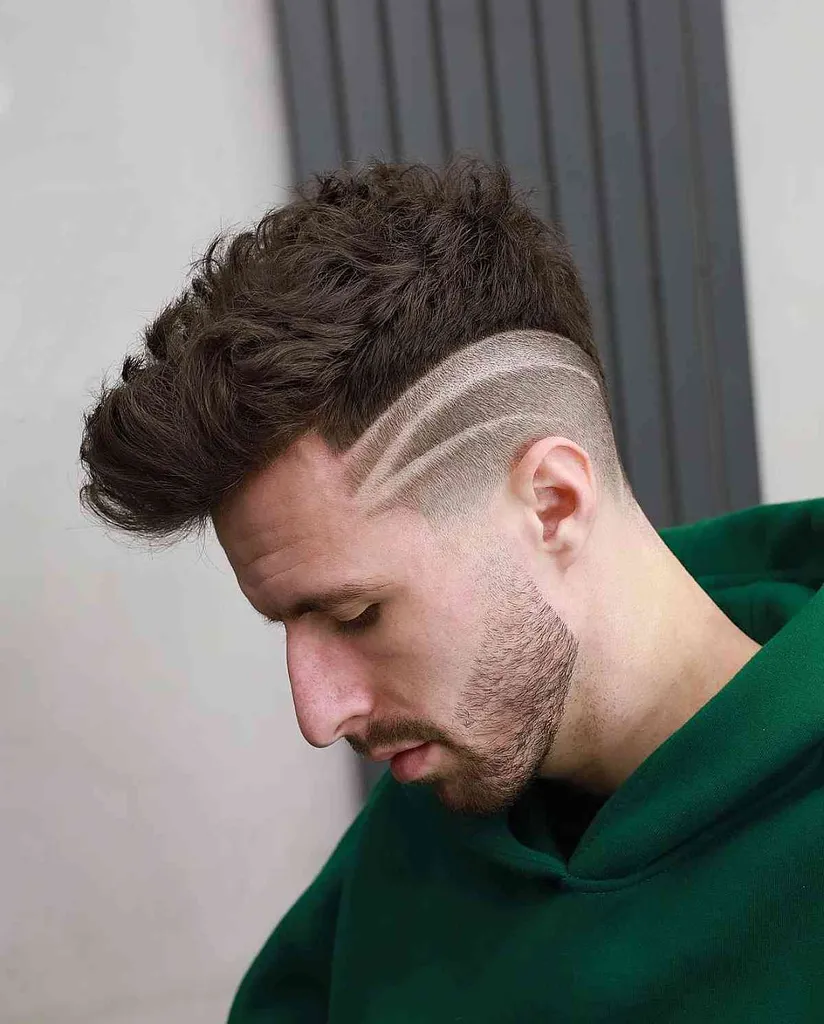 32 superbes créations de cheveux pour hommes tendance en 2026' title=