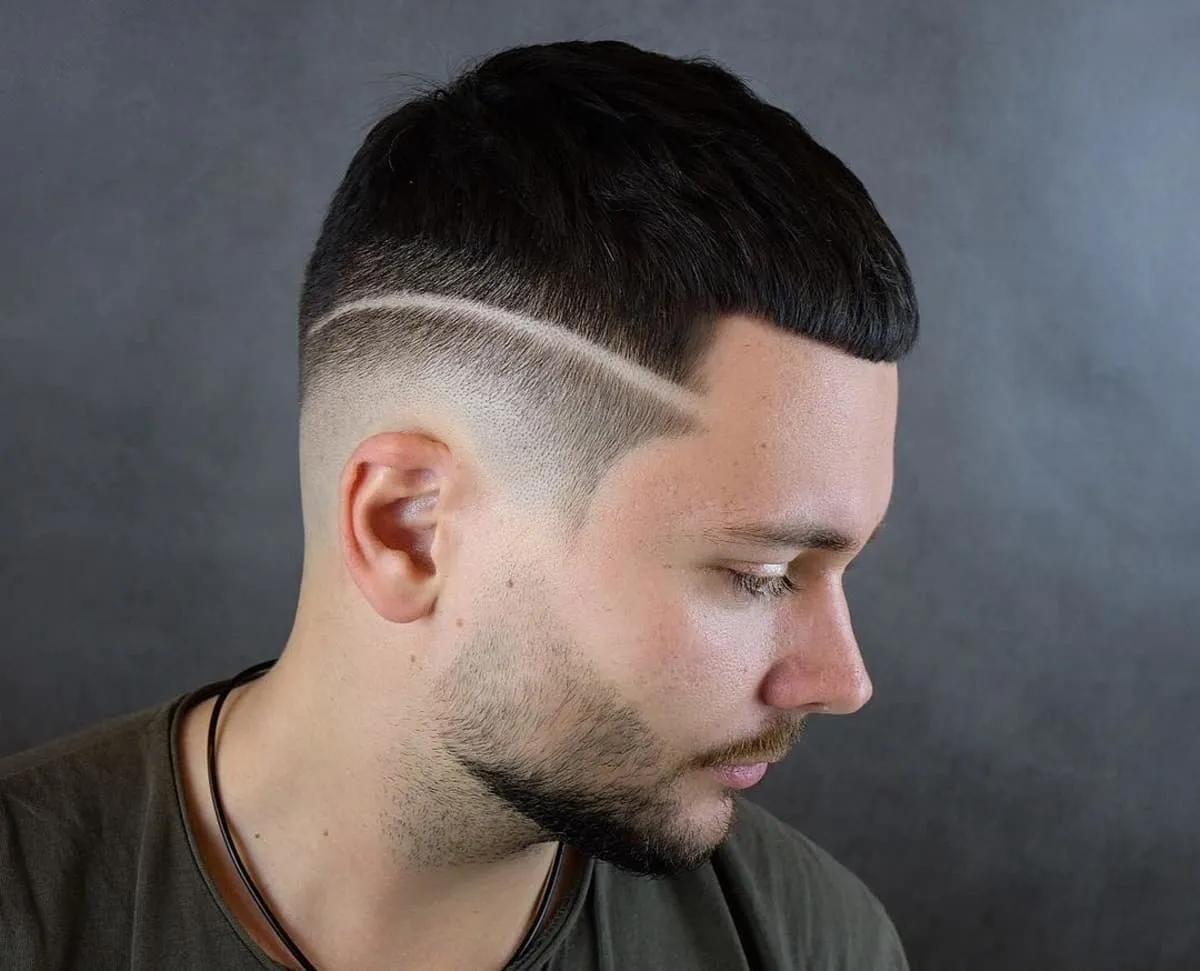 ひげのある秘密のカット' title=