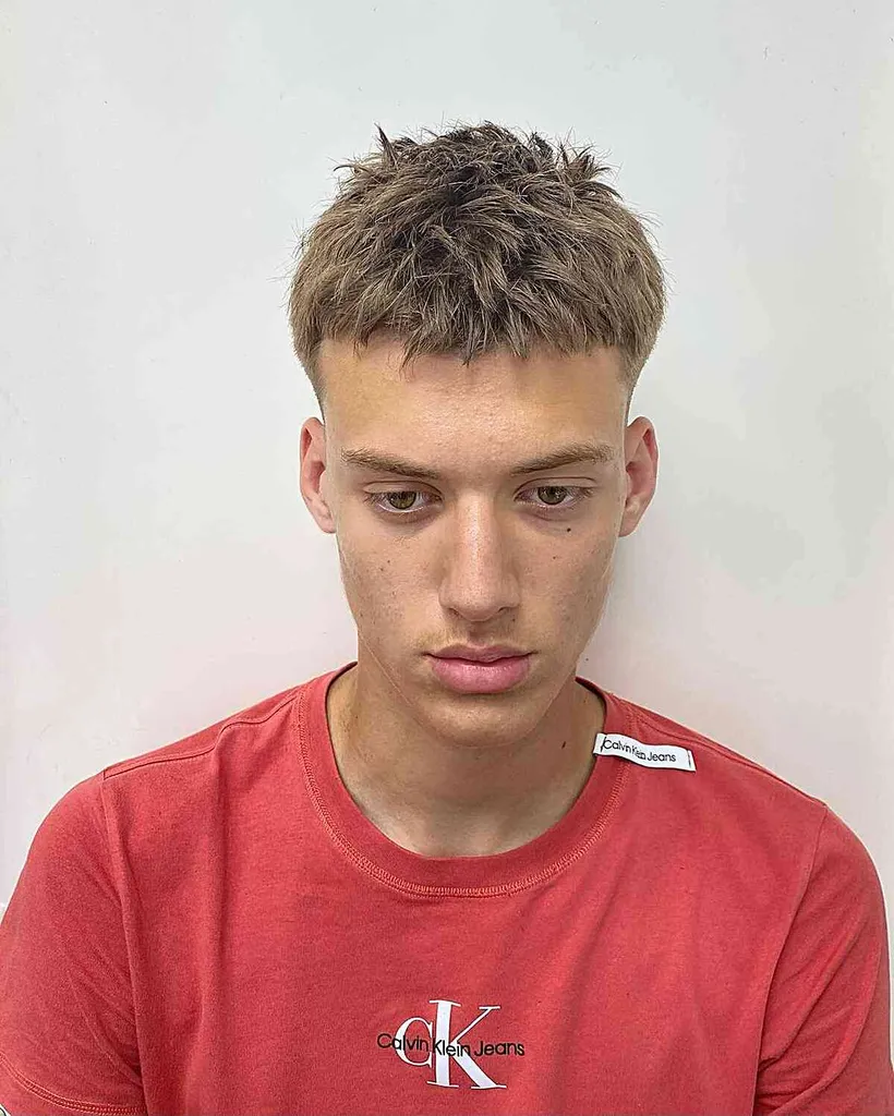 남성용 지저분한 짧은 프렌치 크롭(남성용)' title=