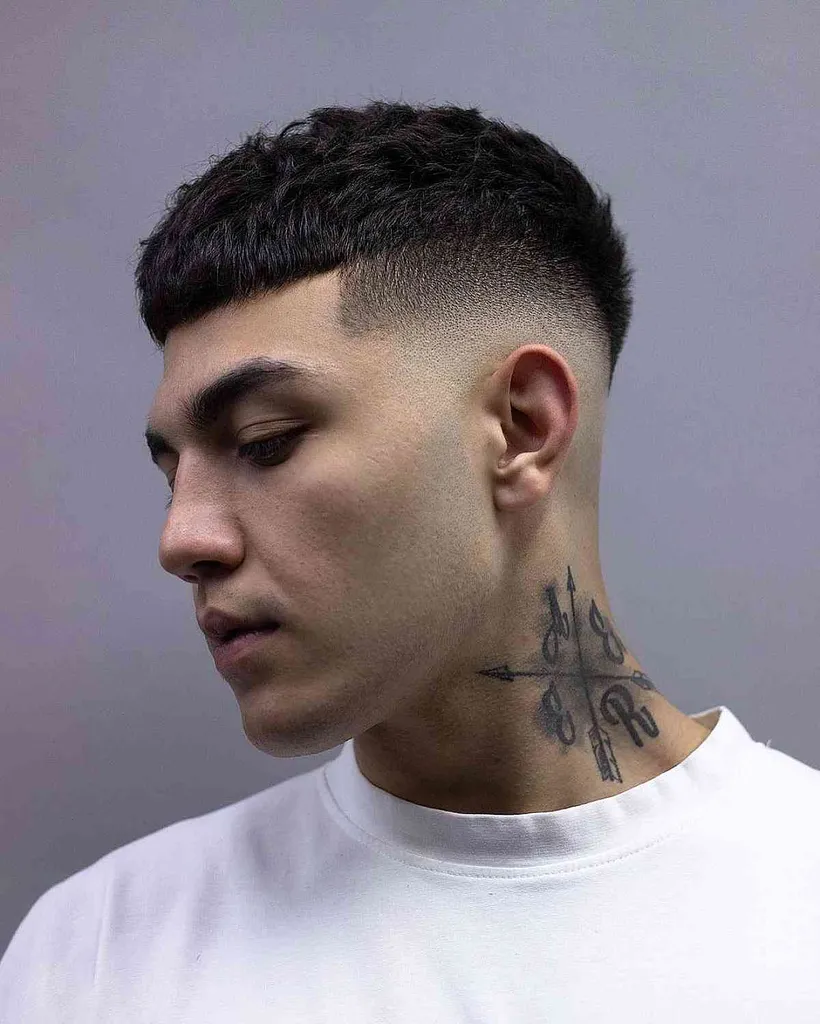 יותר מ-50 תספורות קצרות לגברים ב-2026' title=