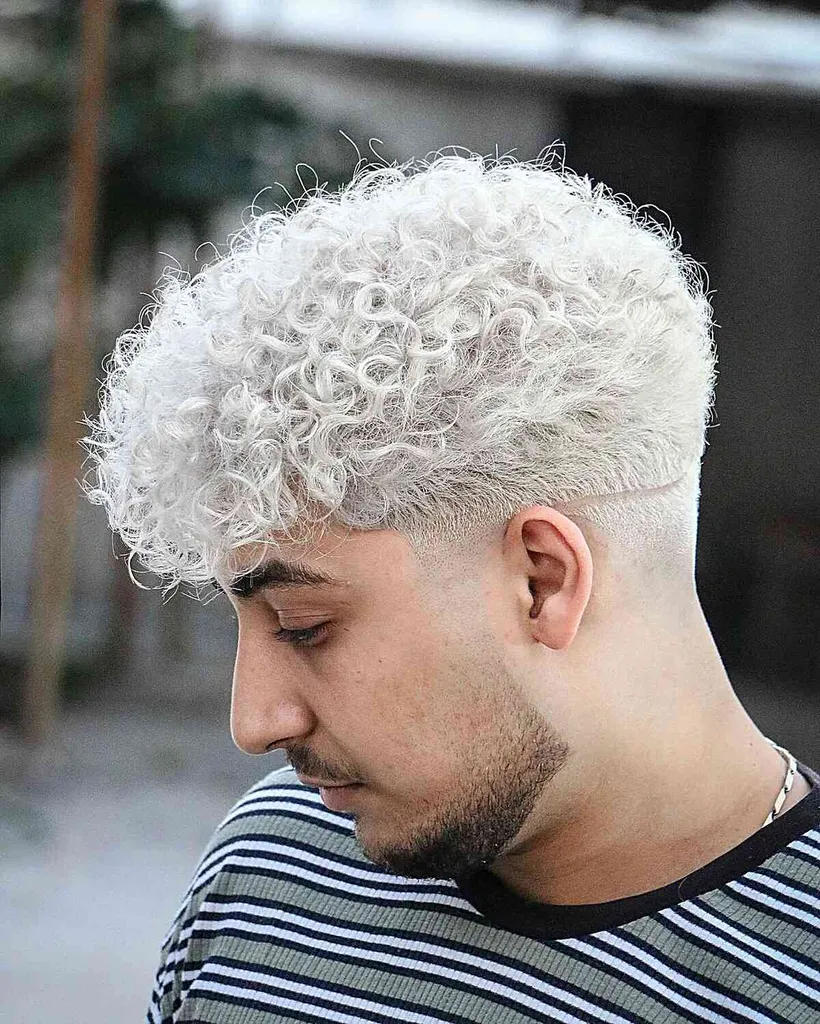 남성용 페이디드 플래티넘 블론드 컬' title=