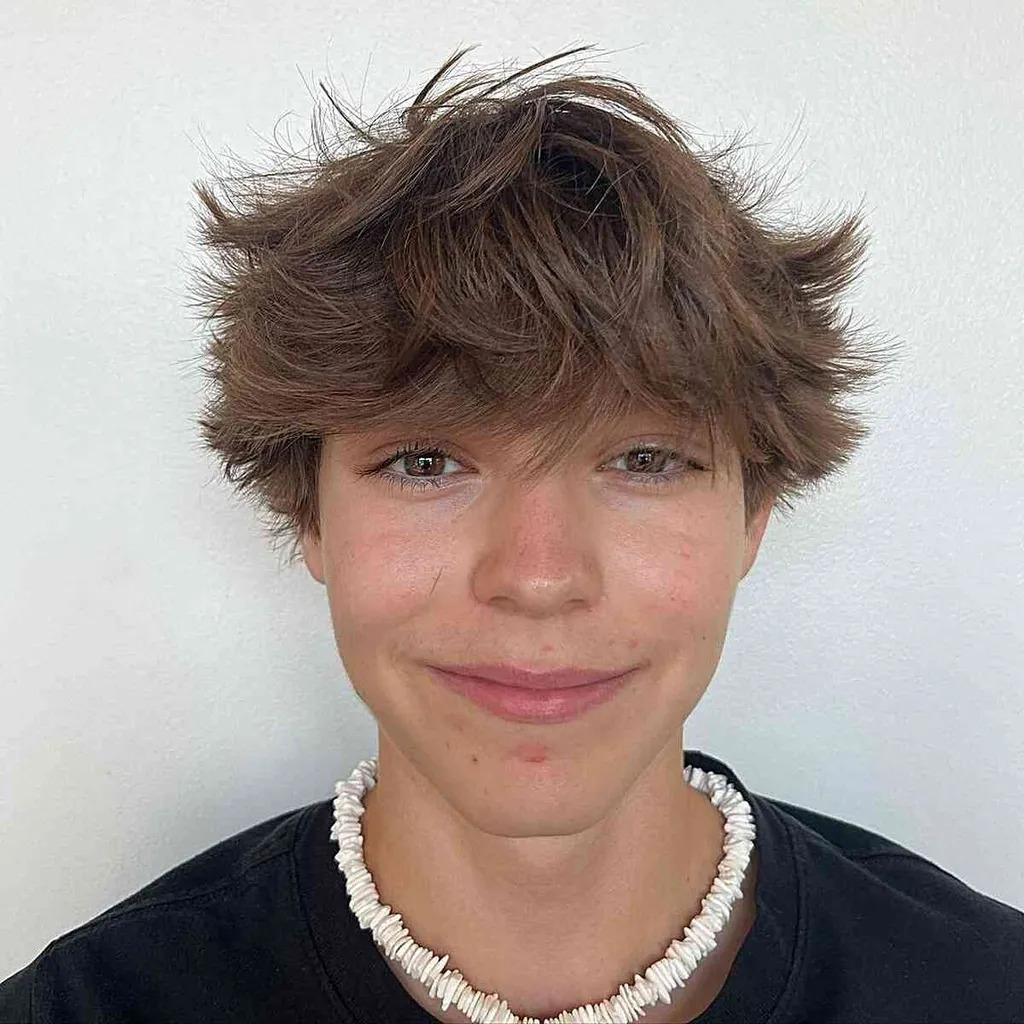 El corte de pelo Wings vuelve a ser tendencia para los chicos: 25 ejemplos que lo demuestran' title=