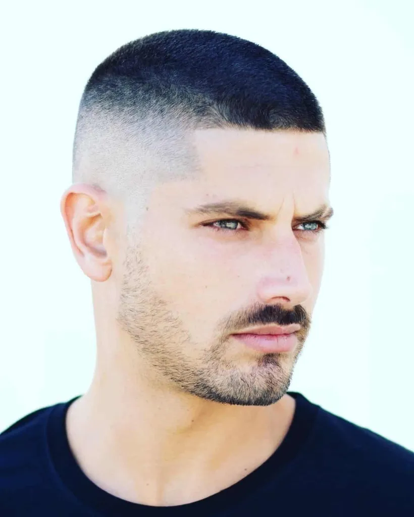 Taper Fade Faux Hawk' title=