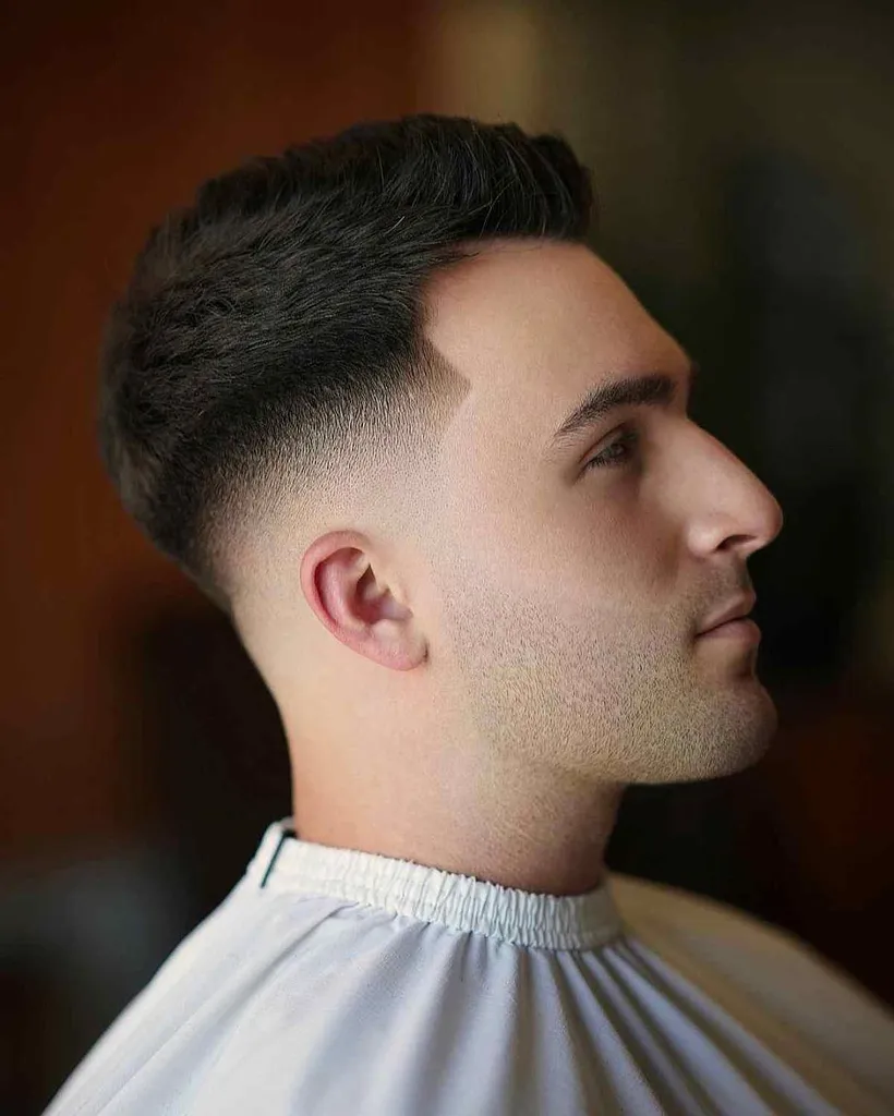 Pelle media con parte superiore testurizzata scura per ragazzi' title=