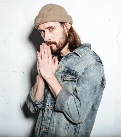 Beanie langt hår menn