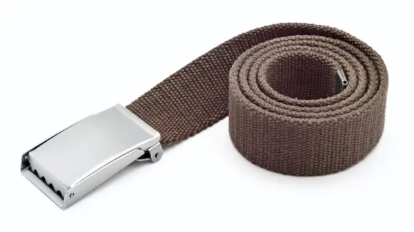 Cataramă cu închidere cu clapă