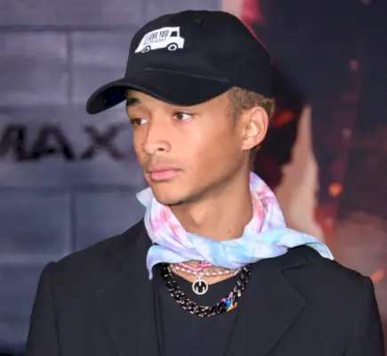 Jaden Smith parelketting
