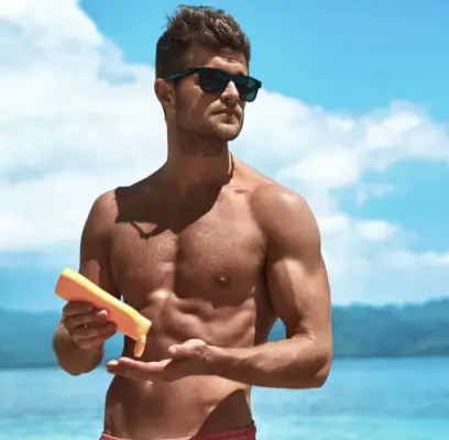 Vyro apsaugos nuo saulės paplūdimys