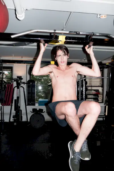 Harry Brant 2015 Servizio fotografico in palestra a torso nudo Terry Richardson 010