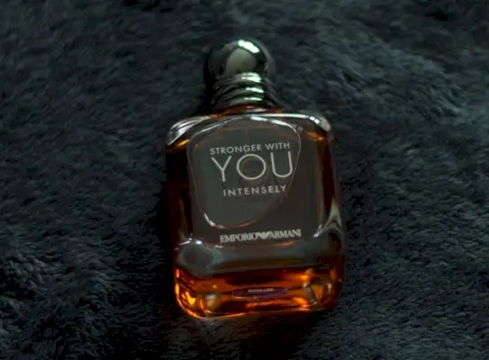 Emporio Armani Strong With You Intenzívne životný štýl