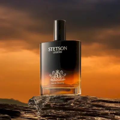 Arte da garrafa Stetson Legend.
