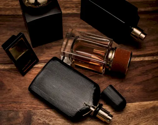 Colognes superposées