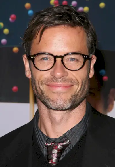 Brýle Guy Pearce