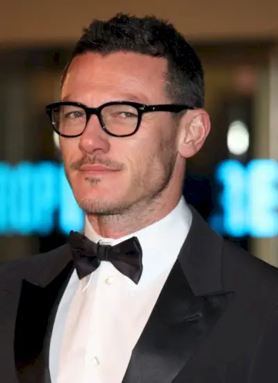 brýle Luke Evans