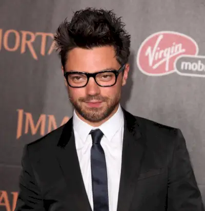 Brýle Dominic Cooper