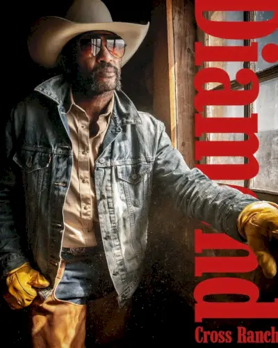 Jacques Marie Mage oferece óculos de sol estilo shoot para sua coleção Diamond Cross Ranch.