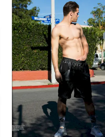 Tucker Des Lauriers Wonderland 2015 Fashion Editorial 005